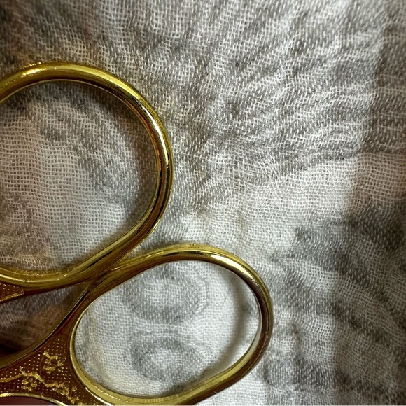 Lilyful Beachy Boho Gauzy Cotton Drawstring Pants With Pockets - Picture 10 of 11